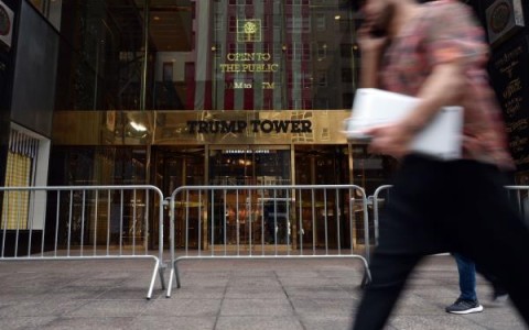 特朗普与2015年安全冲突抗议者达成和解